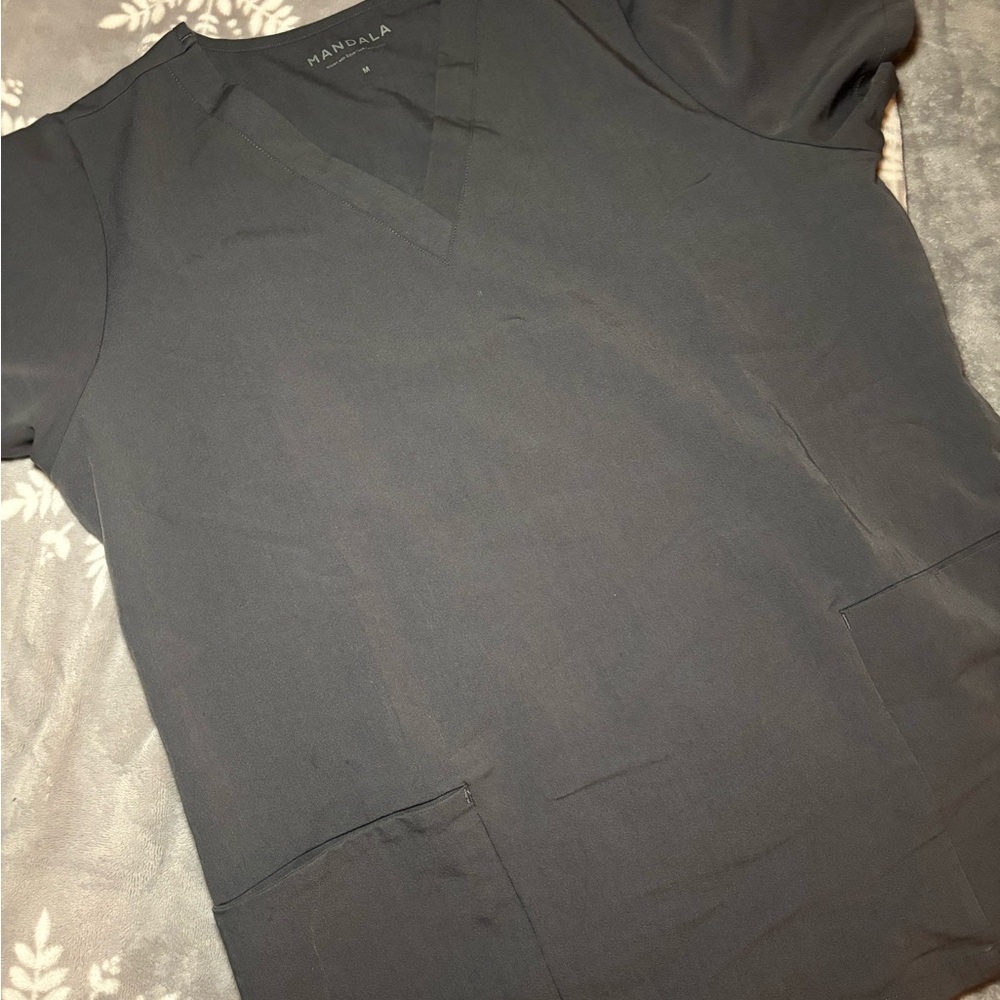 Mandala 6 Pocket Pewter Scrub Top